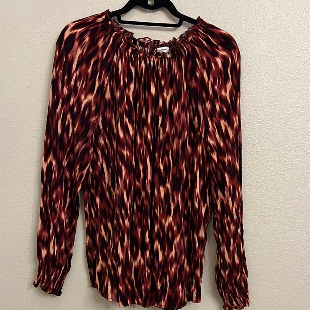BeachLunchLounge top, burgundy/black print, long sleeve, size L